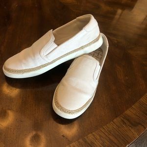Vionic size 8 flats